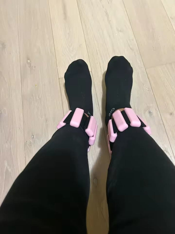Sarah, 21
